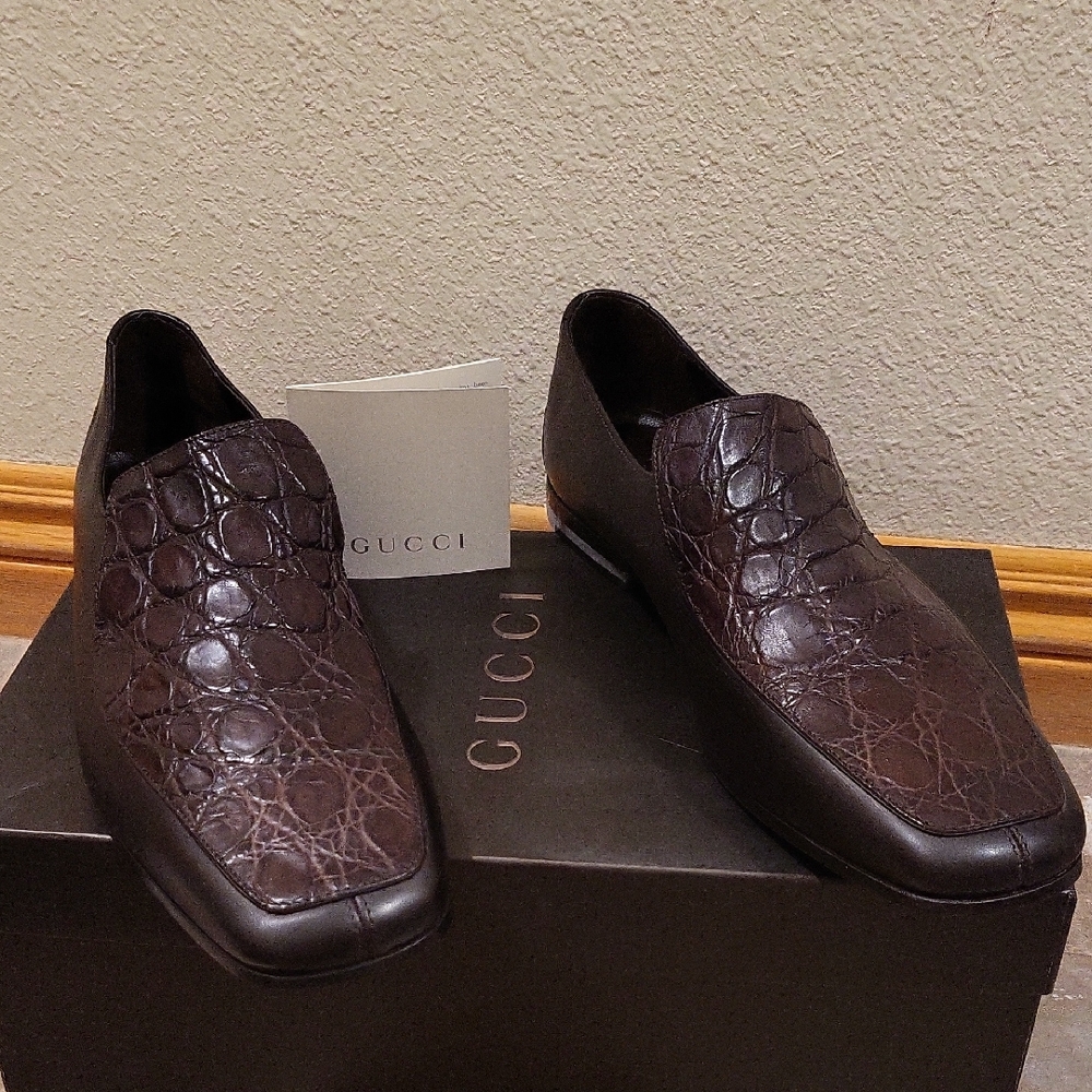 Gucci Men's Crocodile Leather Loafers 9.5